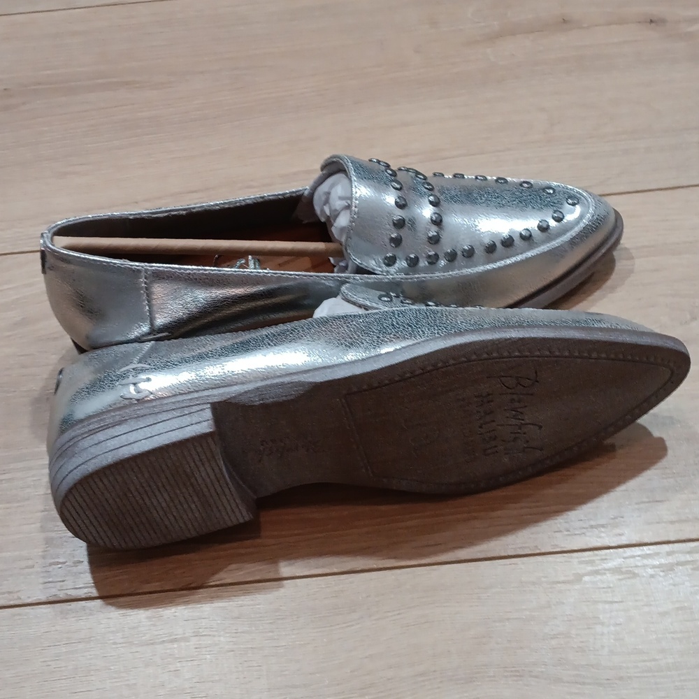 Blowfish Malibu Silver Metallic Studded Loafers, Ladies Dress Shoes Size 7M - Picture 5 of 16